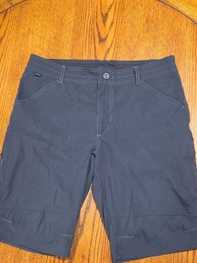 Kuhl Black Men's Shorts with Contrast Stitching